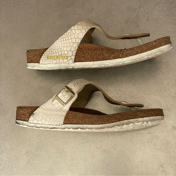 Silvery Pink Iridescent embossed leather Birkenstock Sandals, EU 40/US 9/9.5 - Picture 12 of 16